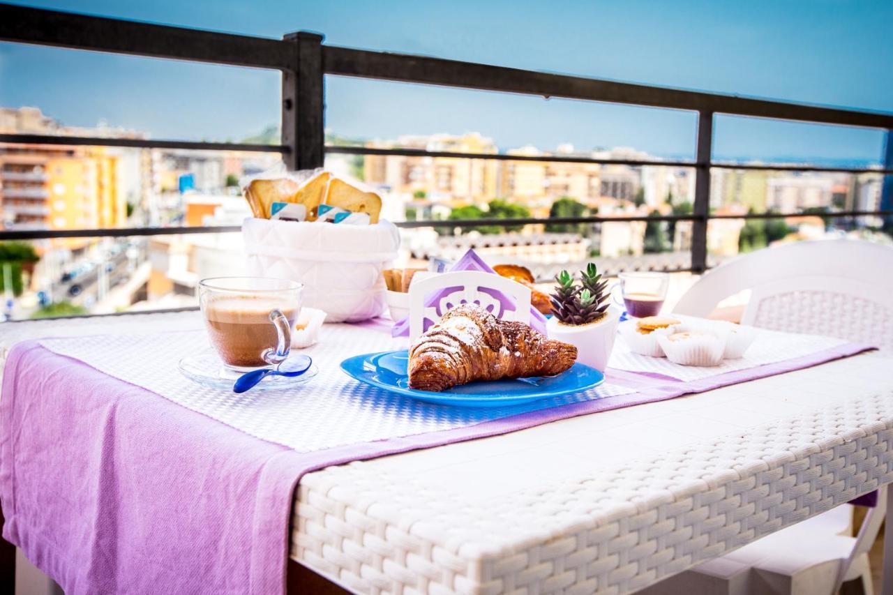 A View On Cagliari Hotel Bagian luar foto